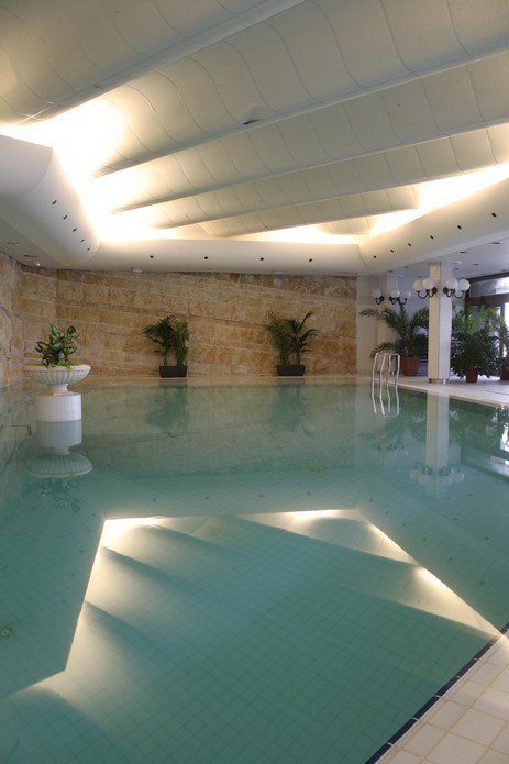 Le palace de menthon tweet media
