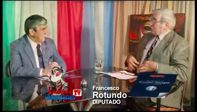 FRotundoArg's tweet photo. Estuve en Hacemos Comentarios. https://t.co/9EkMdLp3E8 #votamosrotundo https://t.co/TOWPNNxROQ