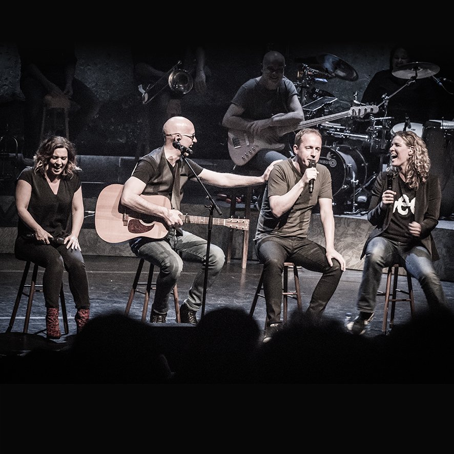 oltm's tweet photo. Yahooooo!! 
@oltm staat op zijn kop:
•Dutch Eagles 09-06-18 •Paul Simon Tribute 15-06 •@EdwinEversBand 23-06 •Tribute to the Cats Band 22-07 •@MissMontreal 18-08
Scoor snel je kaarten via https://t.co/y46gAAmdP6 of bij 1 van de 3 verkooppunten voordat het te laat is! https://t.co/V09Xkj0OBG