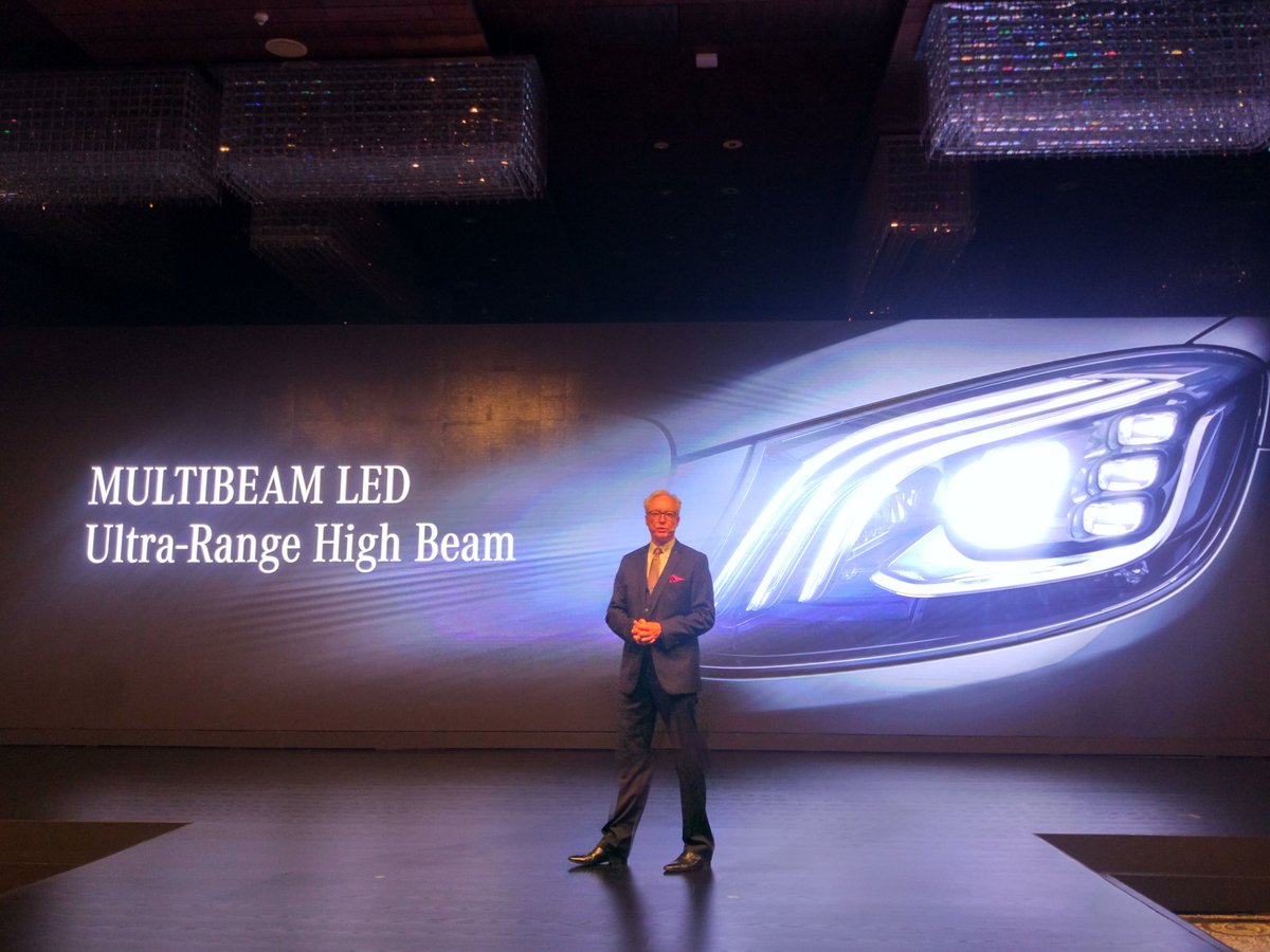 indiacom_auto's tweet photo. @MercedesBenzInd #SClass gets MultiBeam LED headlamps and LED Crystal finish Tail lights. #LeadtheWorld #SClassLaunch #MercedesBenz https://t.co/EieA8FKdFU