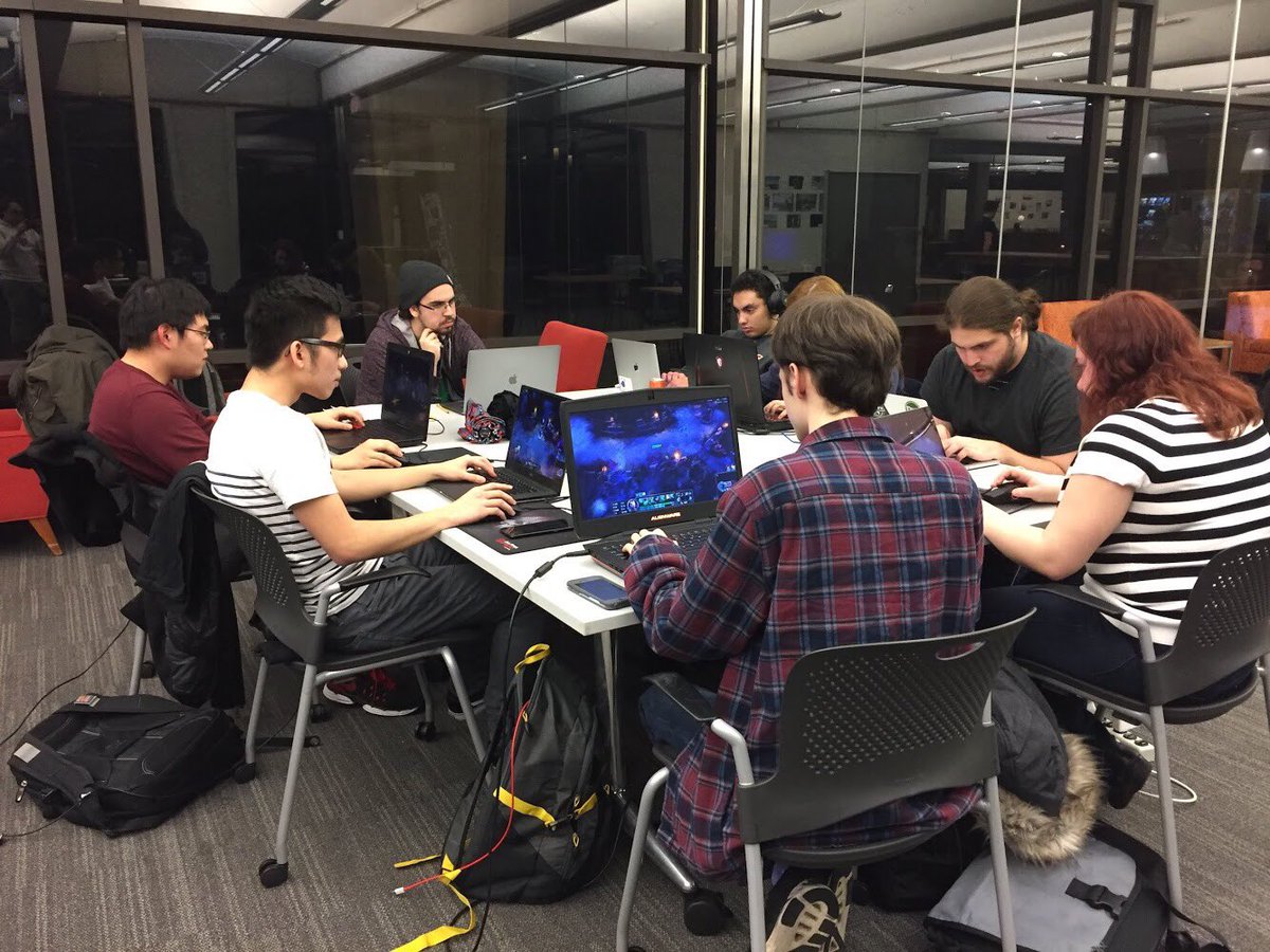 HarvardEsports's tweet photo. Thank you to everyone who came out to VaLANtine tonight! We hope you all had a good time! https://t.co/sJNoO7qefa