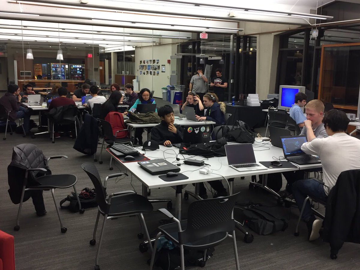 HarvardEsports's tweet photo. Thank you to everyone who came out to VaLANtine tonight! We hope you all had a good time! https://t.co/sJNoO7qefa