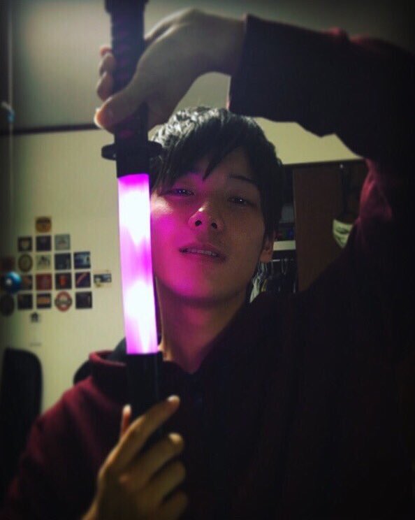 みやかわくん最近めちゃくちゃにハマっていまして、かっこいい………この塩顔……たまらん兄に欲しい……