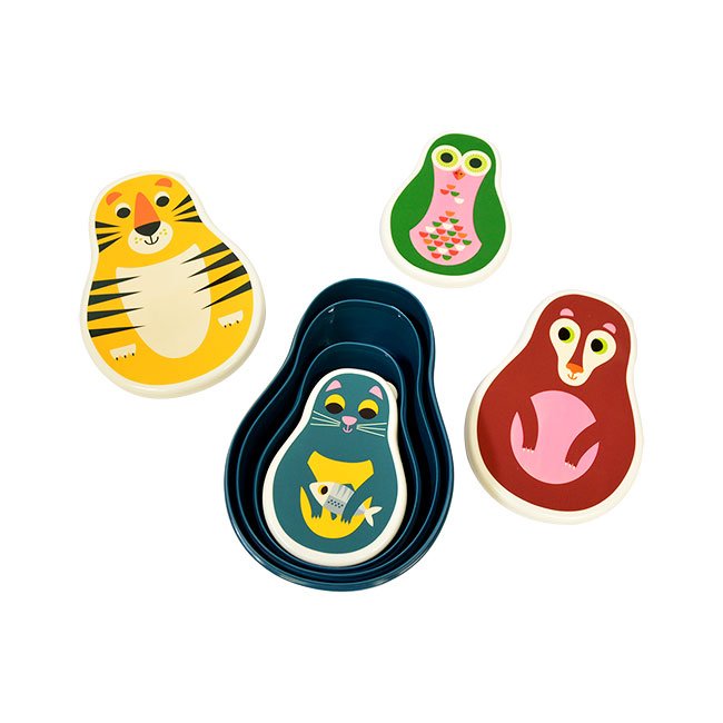 北欧雑貨 A Twitter 北欧キャラクター スウェーデンの人気イラストレーター インゲラ アリアニウスさんのフードコンテナ Ss S M Lの4サイズセット 使わないときはマトリョーシカのように 容器をまとめて収納できる入れ子仕様になっています 冷蔵庫の中で