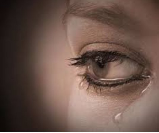 nrmentalhealth's tweet photo. #Crying is not a sign of weakness - crying is a sign of #courage when showing others the depths of our emotional #pain. Those who stay with us in this trauma are often those who have also suffered. #suffering #friendship #mentalhealth #MentalHealthAwareness #MensHealth https://t.co/DZduh46o05