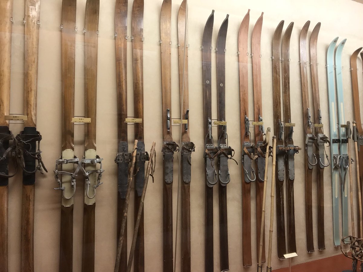 tbyrnes's tweet photo. Taking a look at some old school skis at the Sapporo Olympic museum...and a 1920s Japanese snurfer perhaps. #indigenoushred https://t.co/qTDNIUibqJ