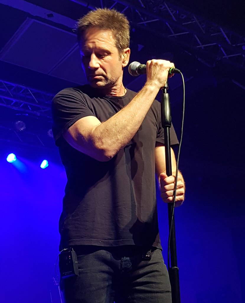 2018/02/25 - David at Anita's Theatre in Wollongong, Australia - Page 2 DW9-9uUVoAEWias