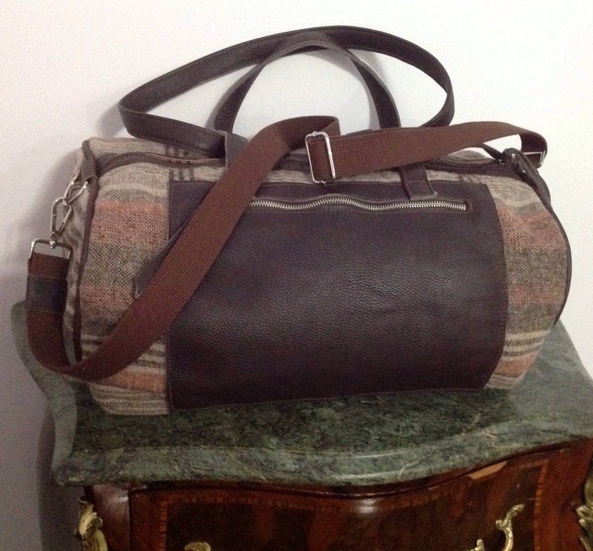 cassava178's tweet photo. Excited to share the latest addition to my #etsy shop: Duffel Bag Travel Bag #brown #woolplaidbag #woolandleather https://t.co/QbHV3ExyQJ https://t.co/nujVEwLTxN