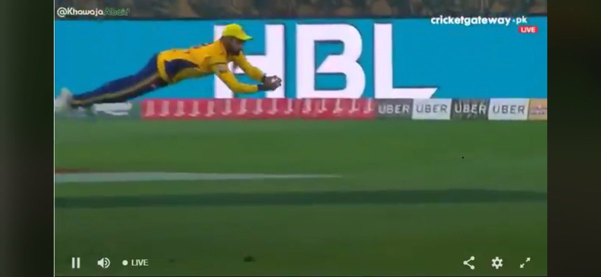 MHafeez22's tweet photo. How was it @SAfridiOfficial , I know u also had a best 1 other day anyway well bowled last night &amp; good luck tonight https://t.co/1WHCnyWgDD