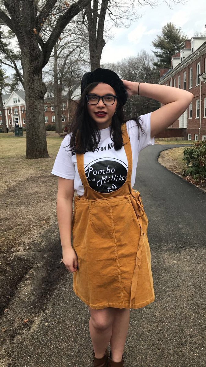 WMLN_FM's tweet photo. Interested in a taste of culture? Infuse your day with the Latin world through the musical styling of the salsa, bachata, merengue, and everything in between! Along with music, learn about Latin politics and entertainment! Catch #MariaSpeaks on #WMLN @ 10AM-1PM! @WMLN_Maria https://t.co/ZAMWuDTtsx