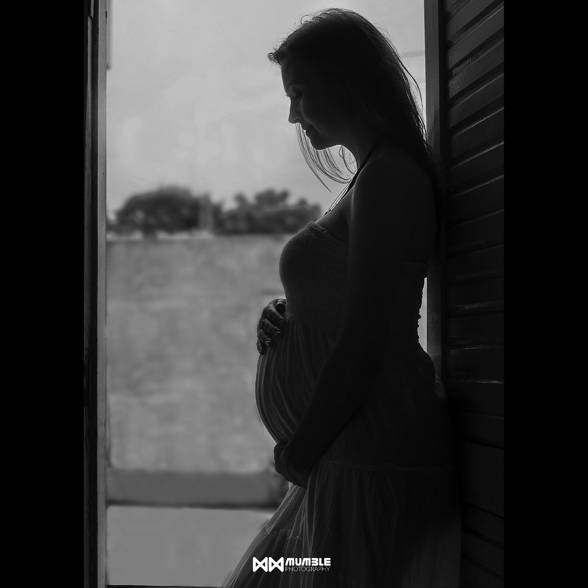 MumblePhotos's tweet photo. The Bond between Mother and Child 🍼

#mumblephotography #babybump  #maternity #mother #baby #shadows #onelight #love #joy #blackandwhite #silhouette #ghanaphotography #nikon #accra #ghana https://t.co/KzbotTn5ln