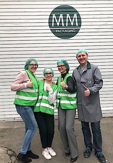 propak_at's tweet photo. Anna Wilk u. Birgit Zukerhut, Gewinnerinnen des @Pro_Carton PROPAK Austria Design Award haben 2 Praxistage bei #MayrMelnhofKarton #MMPackaging verbracht. Mit dabei: Anita Gruber, MM Karton u. Daniel Maenner, MM Packaging https://t.co/itFytEKGla https://t.co/nLMhH7S6VH