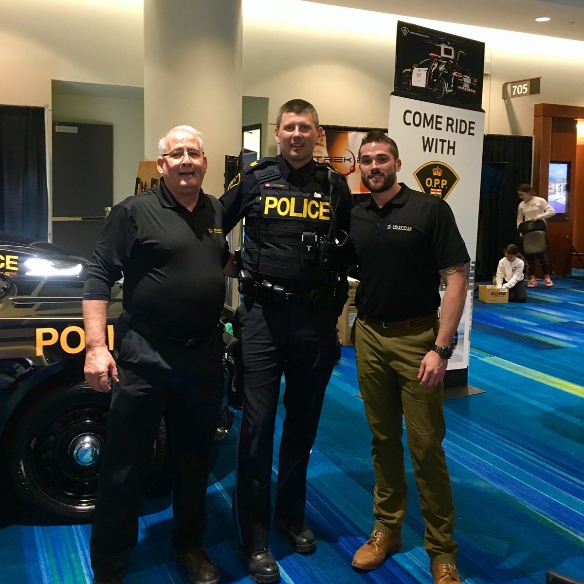 DriveWise (@drivewise) on Twitter photo 🚔😎Such a pleasure meeting one of Toronto's finest at the #canadianinternationalautoshow yesterday! Thanks to <a href="/OPP_HSD/">OPP Highway Safety Division</a> for all that you and your fellow officers do!💪#torontopoliceservice #autoshow #toronto #stopdistracteddriving #drivesafe! 🚔😎Such a pleasure meeting one of Toronto's finest at the #canadianinternationalautoshow yesterday! Thanks to <a href="/OPP_HSD/">OPP Highway Safety Division</a> for all that you and your fellow officers do!💪#torontopoliceservice #autoshow #toronto #stopdistracteddriving #drivesafe!