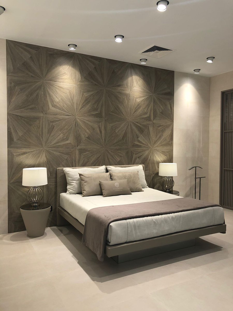 AREAOBRAS's tweet photo. hace una semana parte de nuestro equipo estuvo conociendo las novedades de @Porcelanosa_es compartiendo momentos de inspiración con más compañeros
#venispremiere https://t.co/3NybpjpiQP