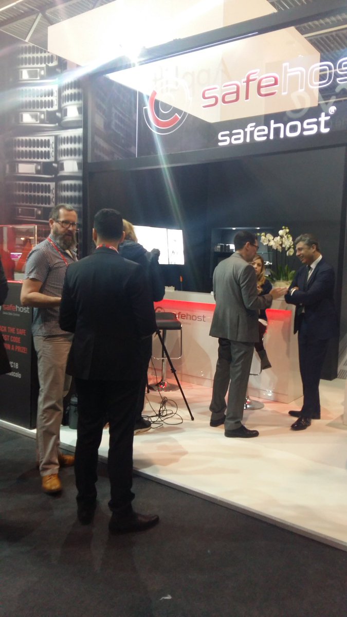 CeliaDarmon's tweet photo. Getting ready for our interview #gsma #MWC18 #mobile @swisscolo stand 8.1E68 https://t.co/zeM3bT5mQ1