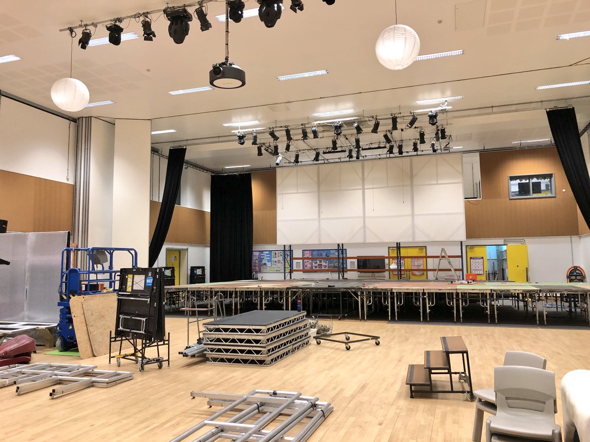 schoolprods's tweet photo. We’re beating the Monday blues by looking back at some of our favourite behind the scenes pictures of our stage being built from production week. If you zoom right in on the last picture you can *just* about see Mr Smith and Mr Hadden moving the projection screens! #Grease2018 https://t.co/ADUFAyRsBK
