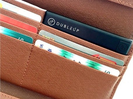 DubleupPB's tweet photo. Buy #dubleups_card_keeper_online at very affordable prices so just call us on our toll free number 414997707 or click us on https://t.co/zVs1Qx7uLA. https://t.co/Be6POItp31
