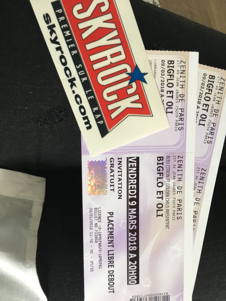 LisaCottin's tweet photo. Merci @SkyrockFM pour ce merveilleux cadeau 🎁 ❤️ @bigfloetoli https://t.co/IzxmkAJbRs