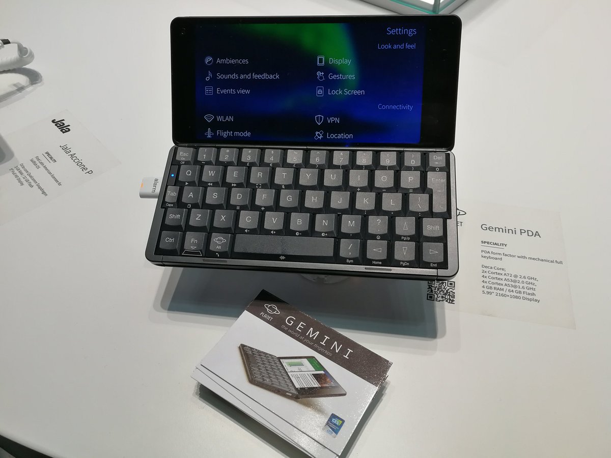 cybette's tweet image. Another look. #Jolla #GeminiPDA #SailfishOS #MWC18