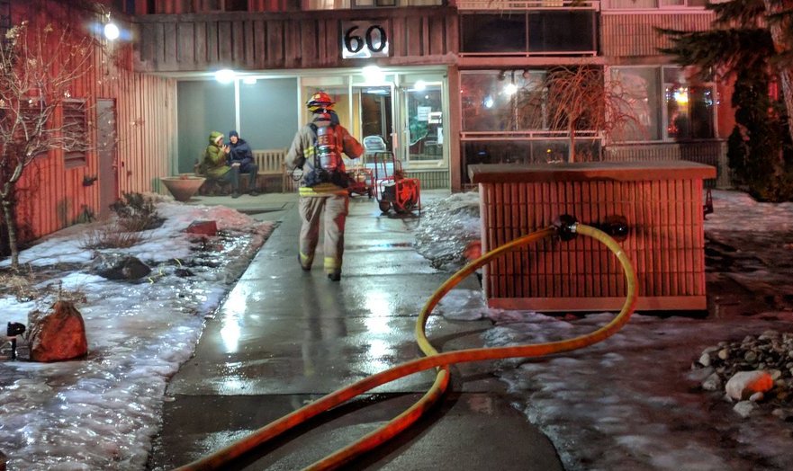 Crews tackle highrise fire in Centretown: bit.ly/2ER6kr4 https://t.co/uoxMPRoVCB