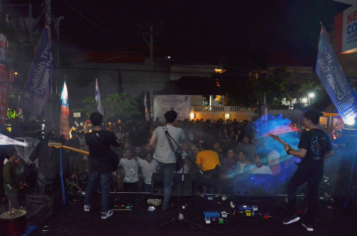 KetikaPetirMenyambar tweet media