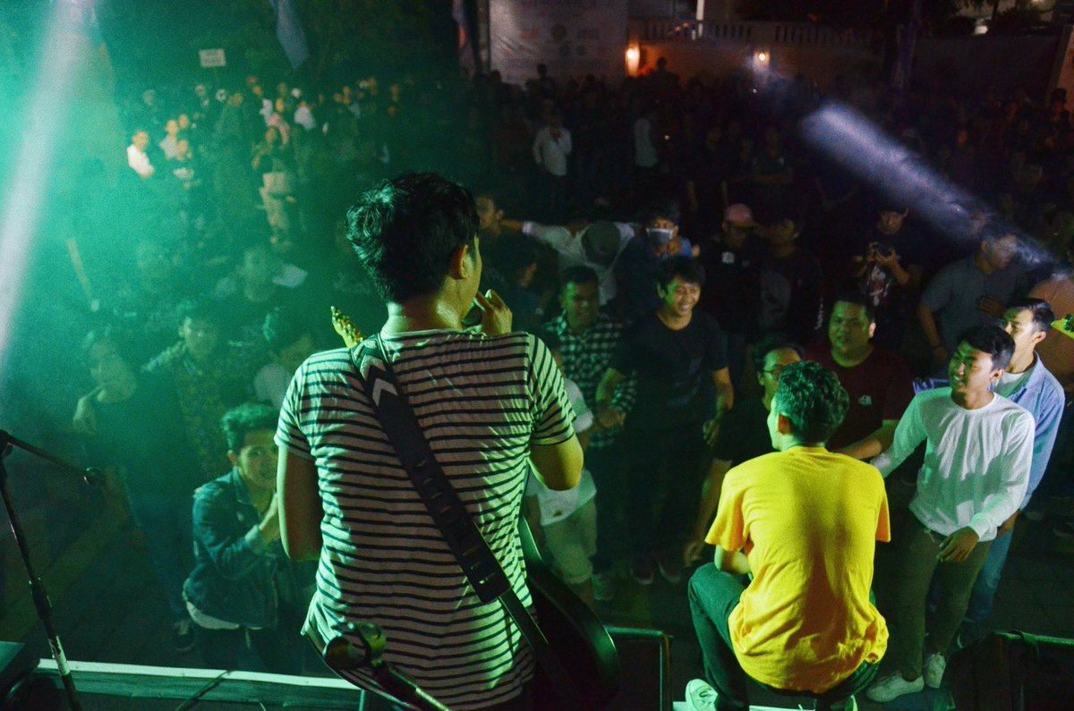 KetikaPetirMenyambar tweet media