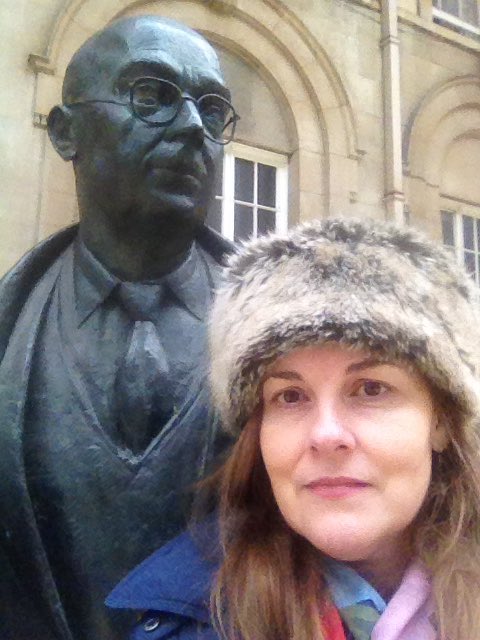 DiverseLearners's tweet image. @theRCOT @RCOTStudents  @LouiseC_SoR @preston_jenny @OTinretirement @SetG75 @Kinahm22 
Setting off from Hull (no snow yet) for the learning party and bumped into Phillip Latkin and this very apt quote embedded into the floor.  #RCOTLearning18