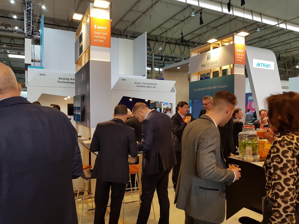 EnterpriseSum's tweet photo. RT @EnterpriseSum: The #HollandPavilion is jamming! Great networking ideas and #innovation #NLMWC18 https://t.co/JPtV96GEXx