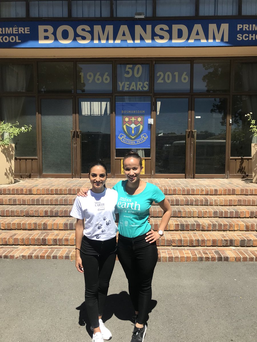 missearth_sa's tweet photo. Our last stop for the day! We’ve arrived at #BosmansdamPrimarySchool in #Bothasig to speak to an assembly of learners. #MissEarthSA #MissEarth2018 #SaveWater #CapeSaveWater #EveryDropCounts #DefeatDayZero https://t.co/rCQarHQXCn