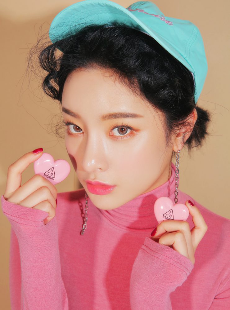 RAYCHISHOP's tweet photo. #พร้อมส่ง #3CE HEART POT LIP 
***ตลับละ 290 บาท*** https://t.co/qfJdz4kf4G