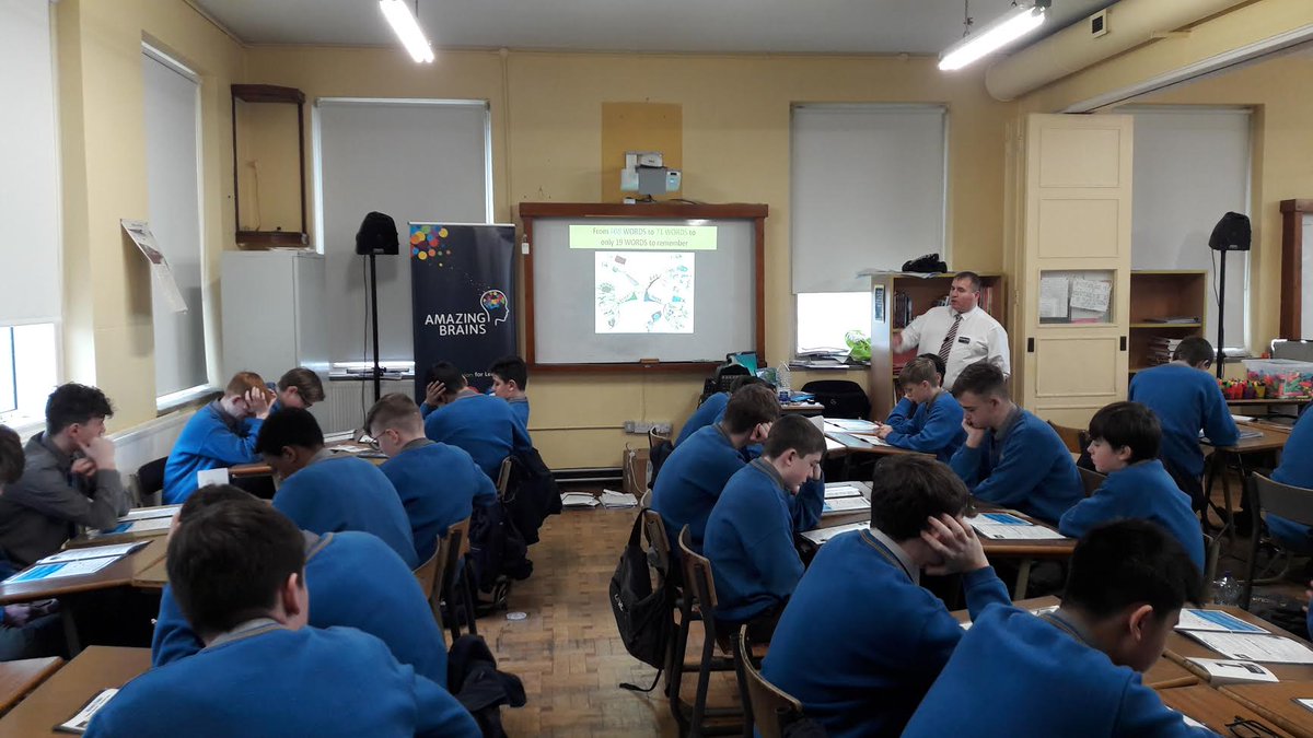 joeys_secondary's tweet image. 2nd Year Study Skills seminar in full swing this morning! @AmazingBrainsNI #StudyPrep #StudySmart #JoeysGuidance