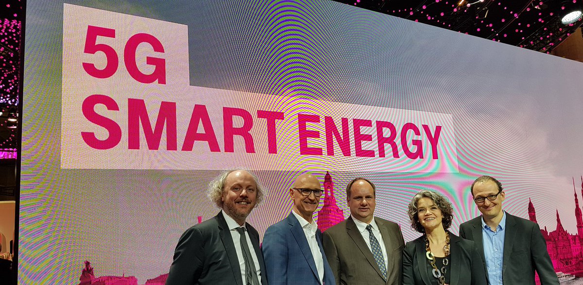 #5G Smart Energy Cooperation between <a href="/deutschetelekom/">Deutsche Telekom</a> and <a href="/5g_lab/">5G Lab Germany</a> with @claudianemat and Tim Höttges <a href="/tudresden_de/">TU Dresden</a>