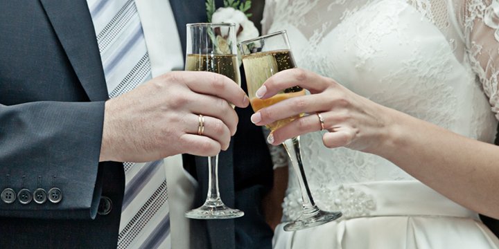 doubletreeleeds's tweet photo. For an unforgettable #wedding, celebrate your BIG day at #DTLeeds! Our special offer starts from ONLY £999. For more information call 0113 241 1024. https://t.co/zGkIp3WKFm