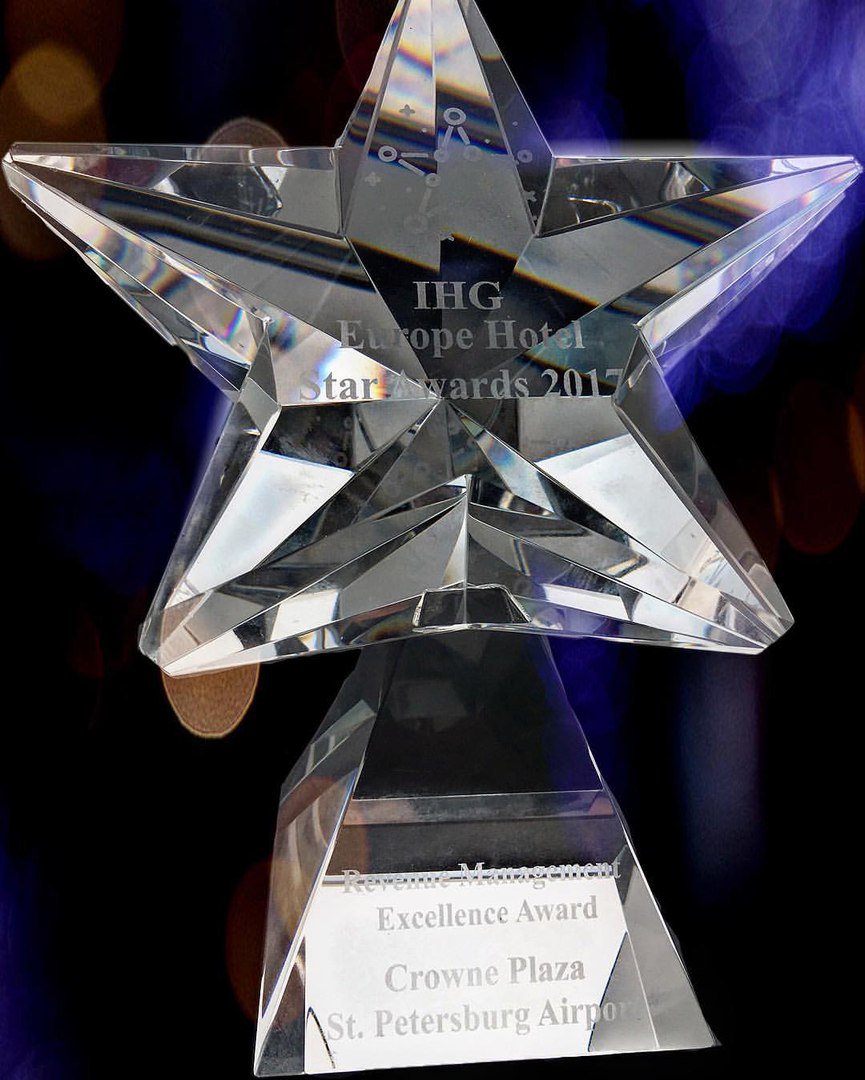 cpairport's tweet photo. We are so #proud of being a winner at the IHG Revenue Management Excellence Reward 2017 🏆 
#crowneplazastpetersburgairport #winner #competition #ihg #crowneplaza #lifeatihg #reward https://t.co/KfKEMjWqCV