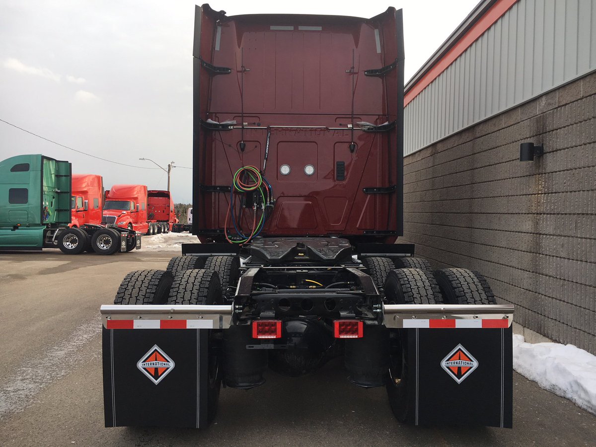 EIntl's tweet photo. 2019 MY International LT625 - Cummins X15 - 500 HP, 1850 lb-ft Torque, 18 Speed Manual - Multiple colors available, IN STOCK! 1-800-561-7030 @IntnlTrucks https://t.co/UQqnKYk28o #InStockTrucks #Uptime #Aerodynamic https://t.co/8OGVRtuFHr