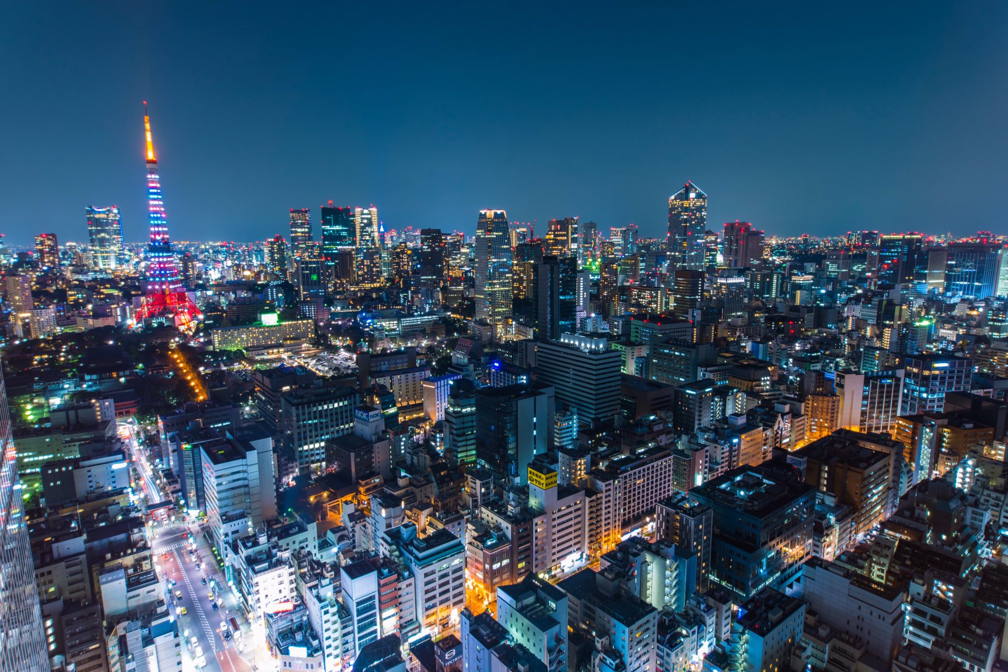 おる汰 久々に東京の夜景を撮ってきました なかなかエモい気分になりながら撮りました 貿易センターから観れる景色とても綺麗なんでぜひカップル などで行ってみてください 写真を撮るのが好きな人と繋がりたい 写真が好きな人と繋がりたい 東京カメラ