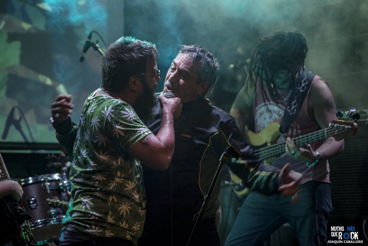 MMQRock's tweet photo. #AdelantoMMQR🖼️
@VirnaLisiRock 💥🎸 se presentó en @UniclubBA con grandes Invitados y nosotros estuvimos ahí!

▶️▶️Mira algunas postales del show por @JoaquinCM_ 📷◀️◀️

Hoy a la noche toda la cobertura en https://t.co/KGvzPLbZ3e y en nuestra fanpage en fb! https://t.co/dqqYFi7TLR