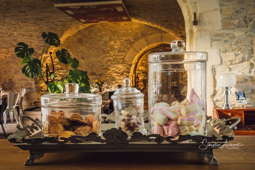 mas_merlet's tweet photo. Notre nouvelle carte hivernale vous attend au M, le restaurant gastronomique du @mas_merlet Merlet @nimes !N'hésitez pas à réserver votre table dès à présent au 04 66 06 07 63, ou à nous envoyer un mail à contact@mas-merlet.fr pour toute autre demande!
https://t.co/ER0tZUFNxi https://t.co/579E0bnG6C