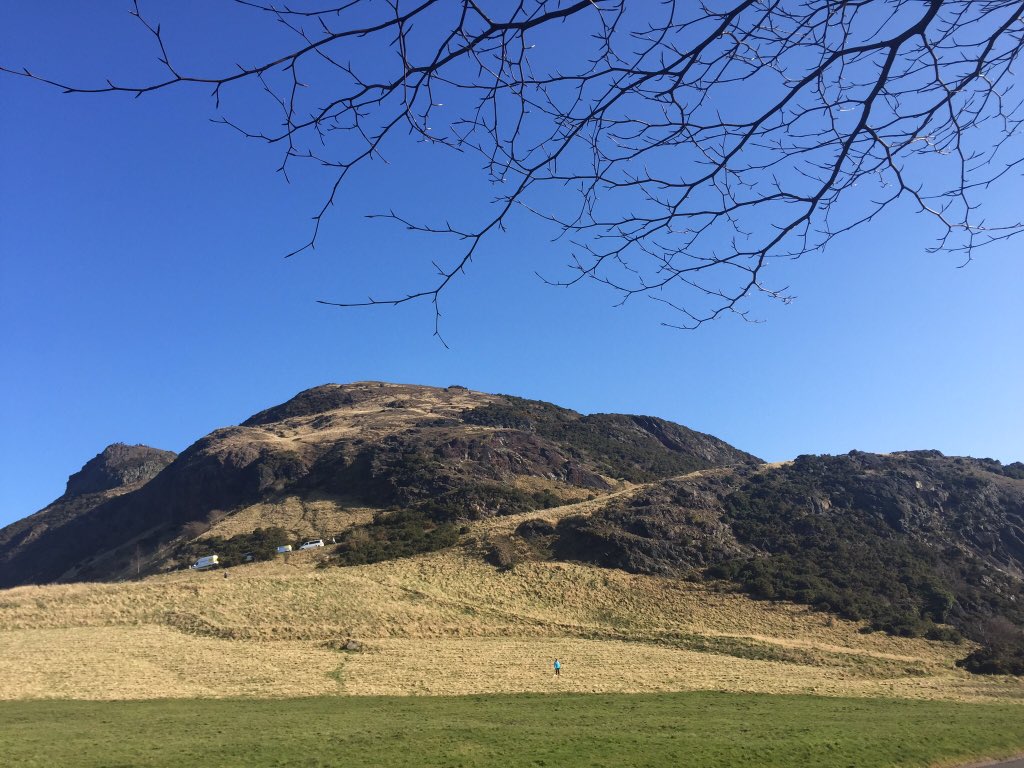 Dee_Pinto's tweet photo. One of my fav places to walk and run through #arthurseat #scotlandsbeauty #Edinburgh https://t.co/o8mmUQSsH4