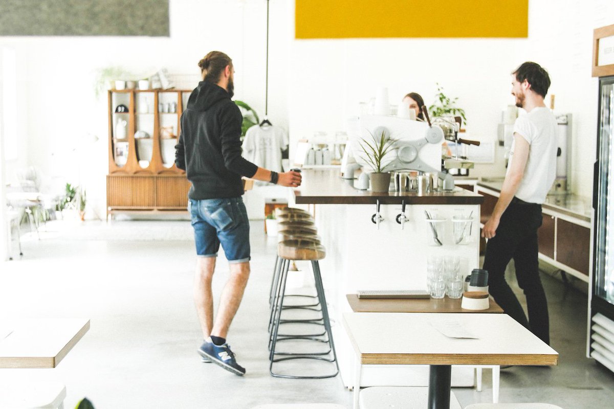 Start your night out in #Vancouver with #beers from #microbrewery 33 Acres Brewing Co., the most elegant of the myriad establishments the city hosts bit.ly/2owDZw3 #exploremore #citybreak #gaytravel