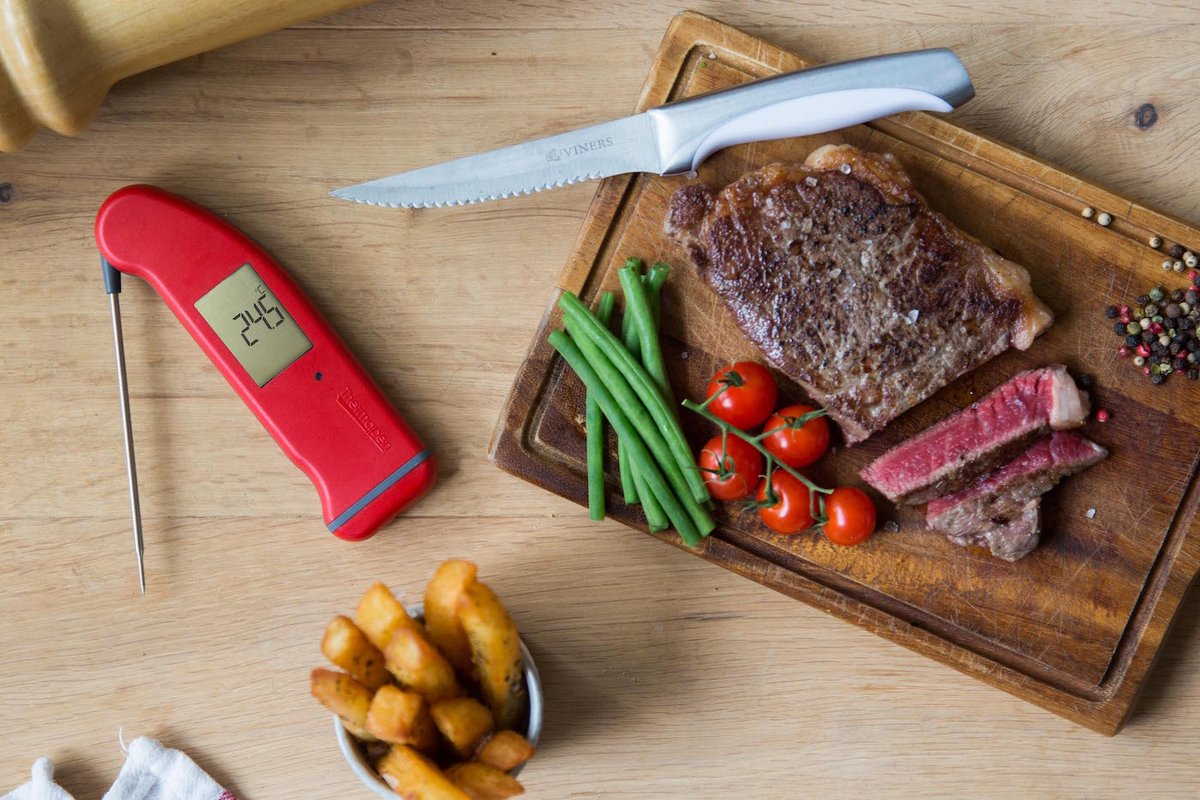 Bit of a home chef? You'll love the chance to win a <a href="/Thermapen/">ThermoWorks</a>. ow.ly/LtO430iBC0Y