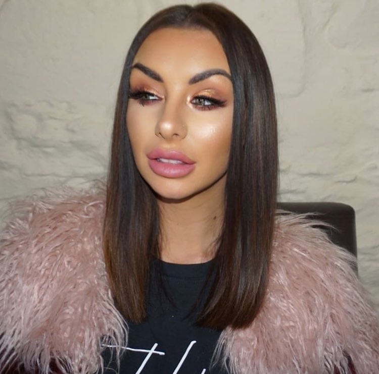 Shooting for my Website with my dolly @Fern_Makeup