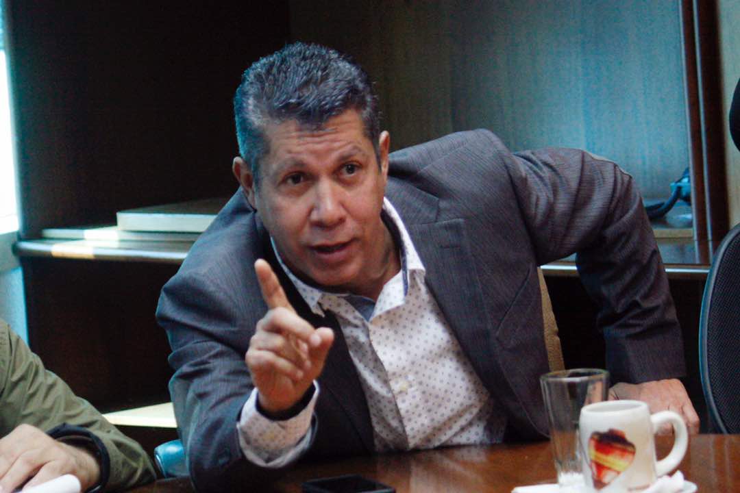 #26Feb #Venezuela | Henri Falcón evalúa si participar o no el próximo 22A ow.ly/1m6f30iCh3T