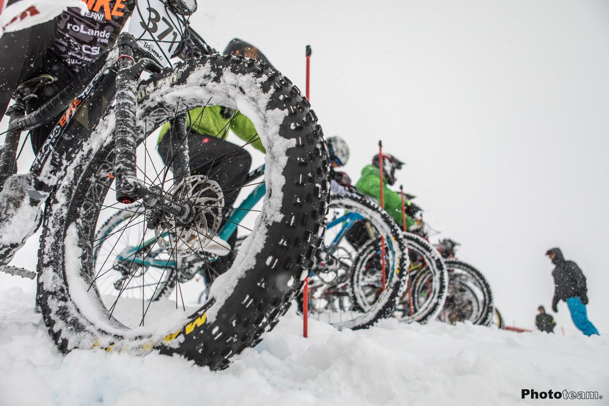 AptValdiSole's tweet photo. E' la settimana de #LAWinterDh: siete carichi per la pazza sfida #dh sulla #neve di #PontediLegnoTonale? Appuntamento sabato 3 marzo! 
Are you ready??
https://t.co/9kTgdZBdjX https://t.co/OfhJFxERVj