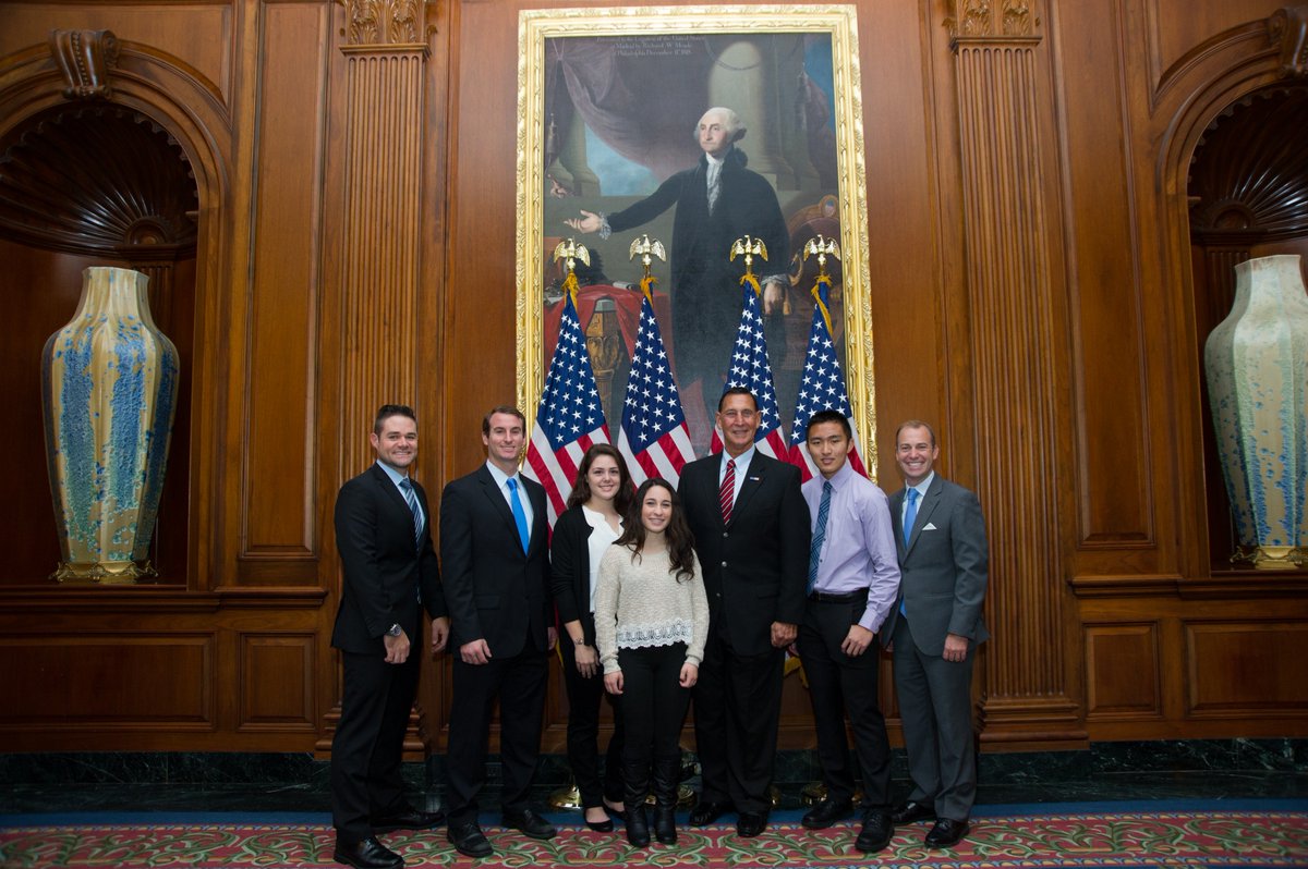 MCMartirone's tweet photo. Since I was in a twitter chat last night talking connecting Ss w/politics and since we have @RepLoBiondo coming in on Friday here is another time we had students visit the Capitol bldg.  #ecect2 https://t.co/XsIymY3EEz