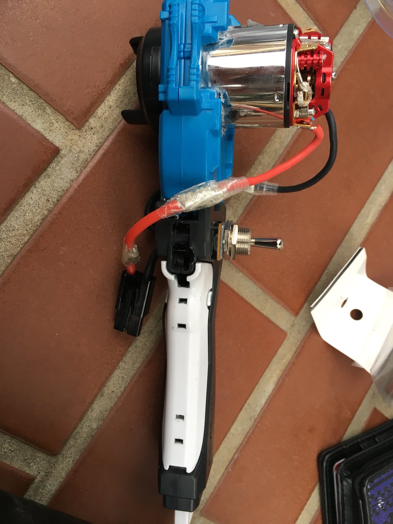 ベイブレードX 自作電動ランチャー（手軽に作れる電動ランチャー