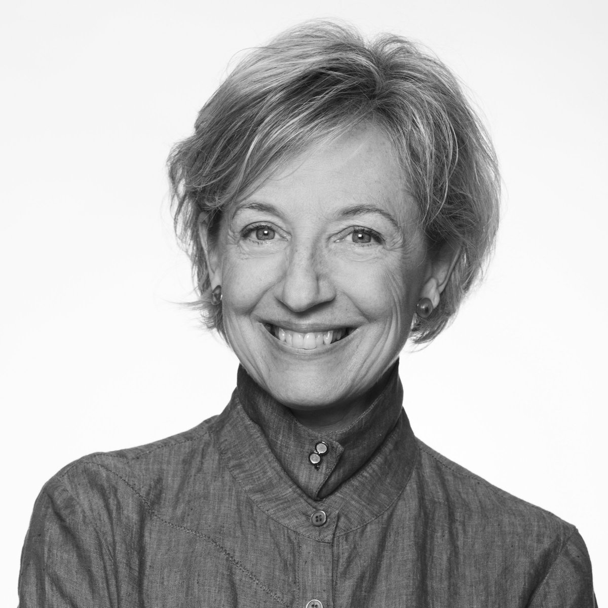 InformedOps's tweet photo. Tune in!  @ShariGraydon founder of @InformedOps will be on @CTVNews  @CTVAtlantic with @HeidiPCTV today @ 4pm EDT  to discuss the impacts of unconscious bias #speakingwhilefemale #breaking #canpoli https://t.co/Ebm8hem5l5