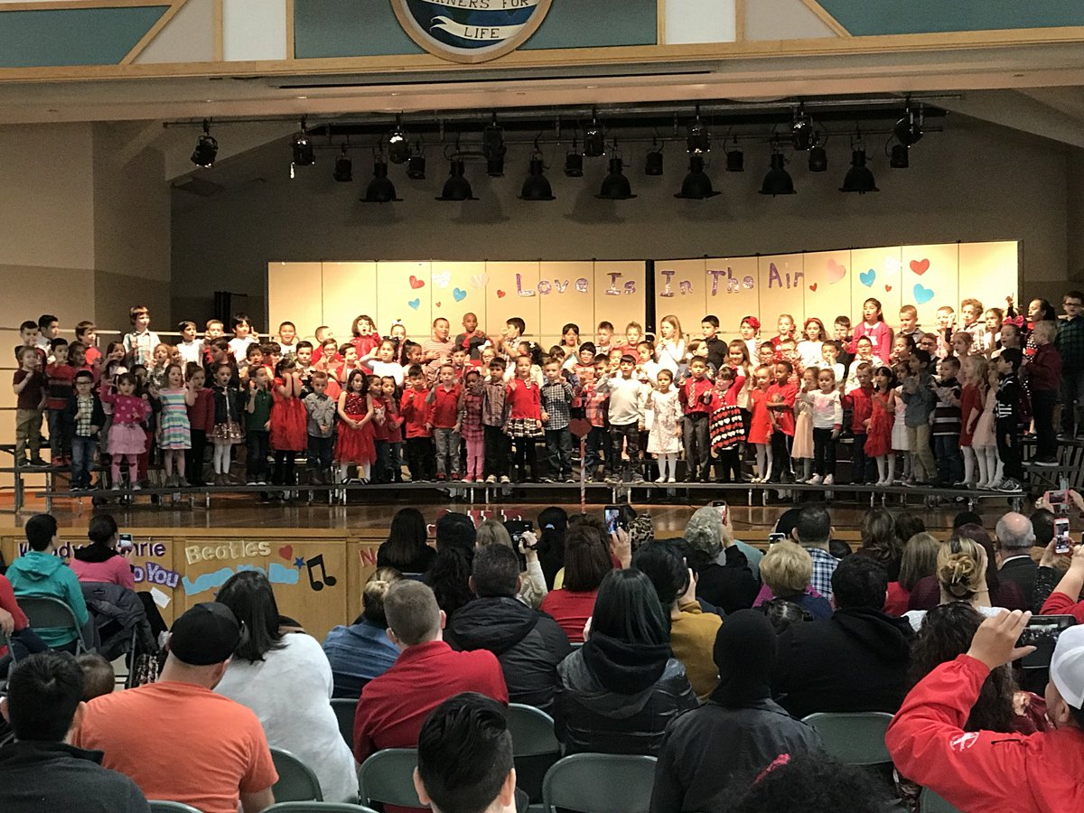 earlexplorers's tweet photo. "Love is in the Air" with our amazing Kindergarten performance! #exploretheArts https://t.co/6So0QdhjbX
