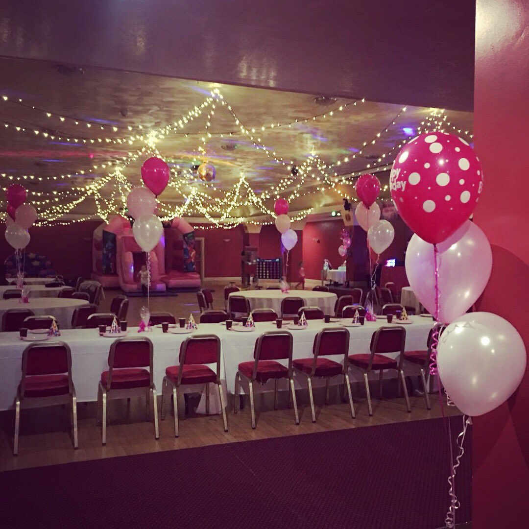 funkychickparty's tweet photo. Ruby-Ann’s 5th Birthday Party was so much fun @stgeorgehotel 
🦄🍿🍭🎂💃🏼 
Thank you so much for inviting us 💕🙏🏼💕 #Funkychicks #Birthdaygirl #Dancingdisco #Birthdayparty #Themedparties #Kidsentertainers #kidsentertainment #Mobilekidsparties #Rochester #Medway  #BeckBromFL https://t.co/oN5GjzaULh
