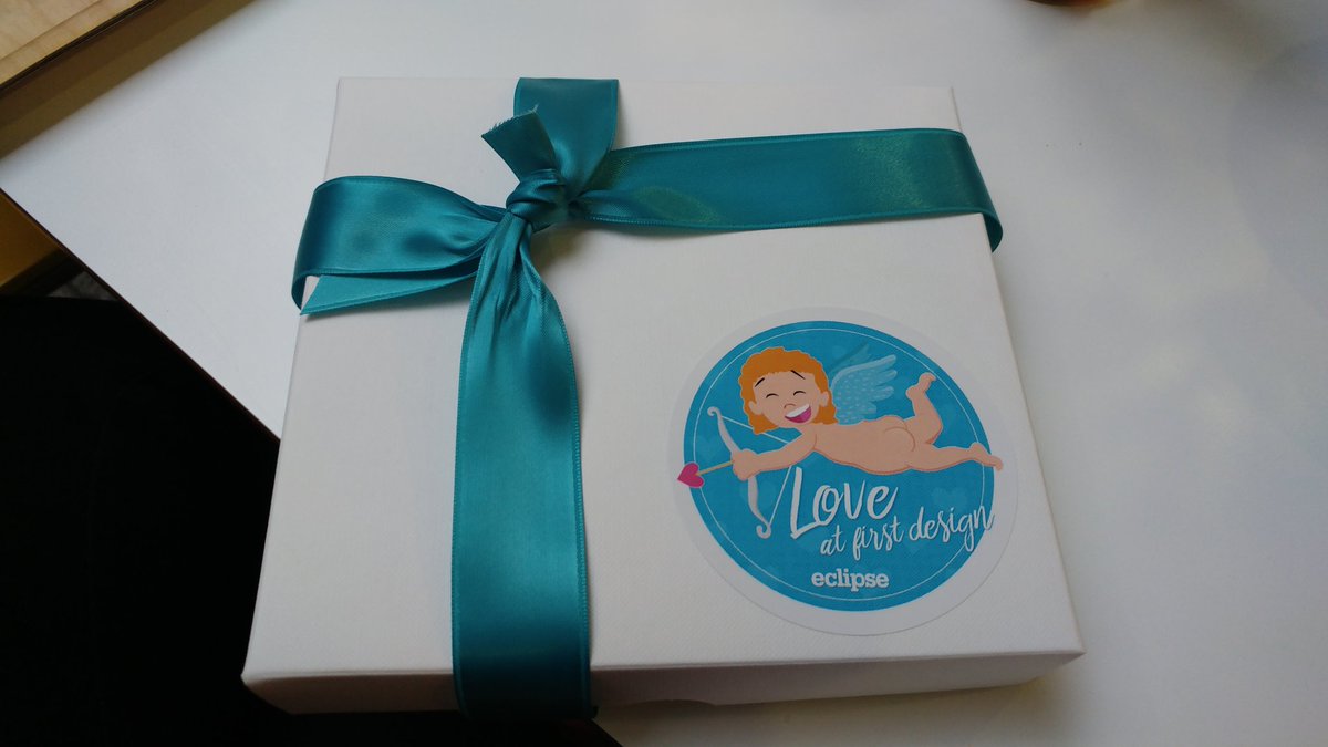 LCThackray's tweet photo. Tasty #ValentinesDay treats in the office today, courtesy of @eclipse_agency! Eclipse is a popular name at @EpsonUK! Thanks for the choccies :-) #nomnom https://t.co/4wQa9UZku6